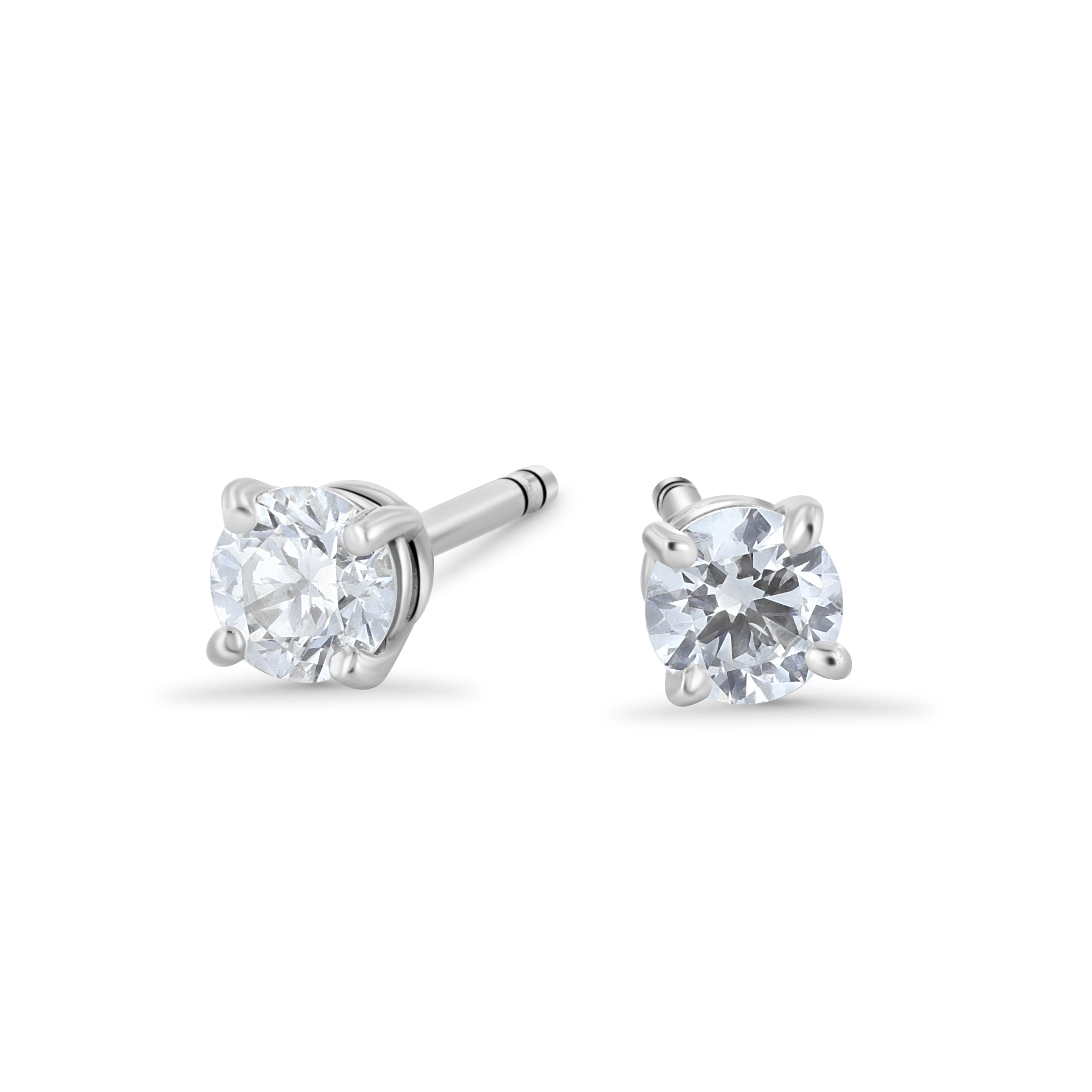 Round Diamond Stud Earrings in 14k White Gold